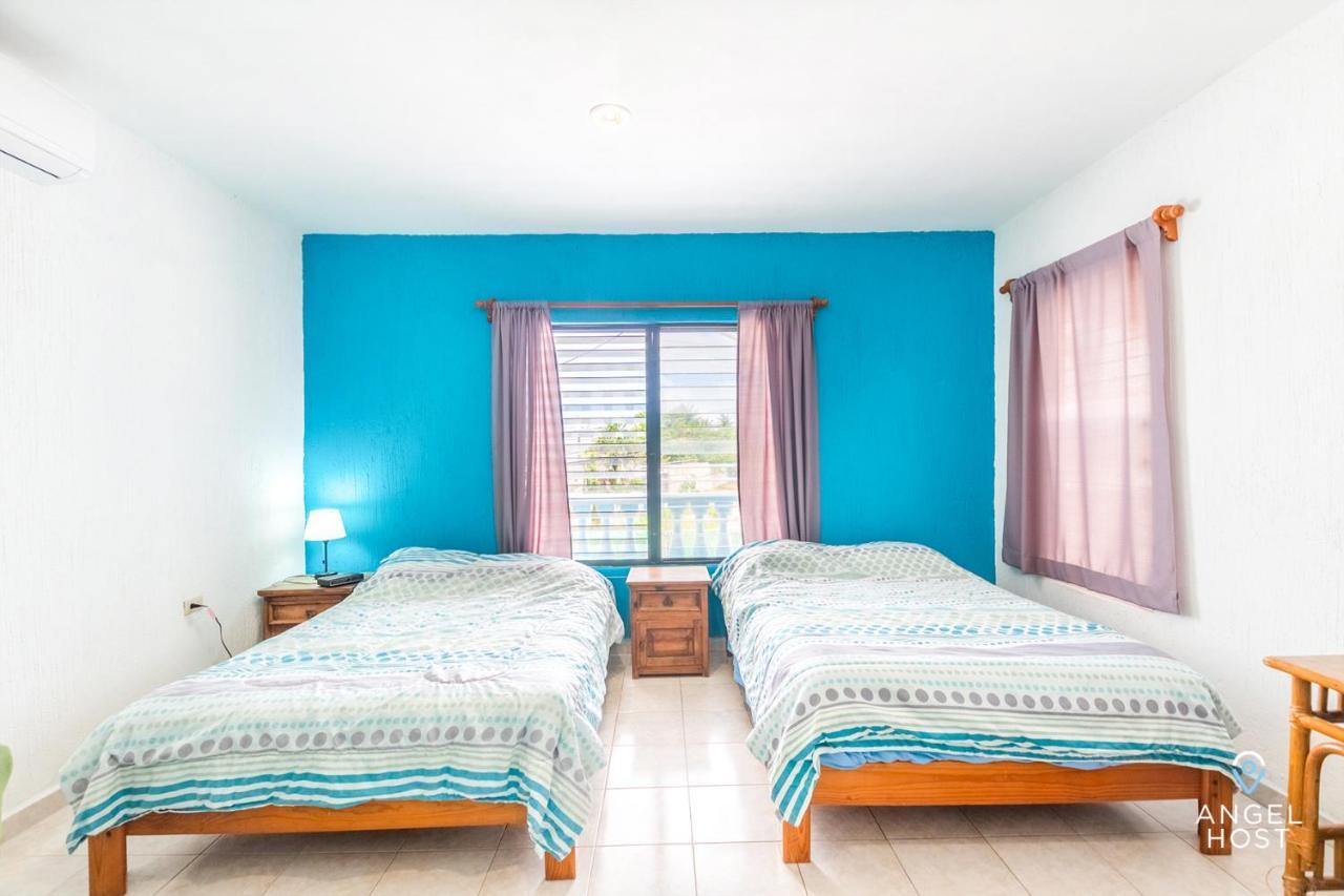 Malecon Beach House In Progreso 1 Block From Beach 外观 照片