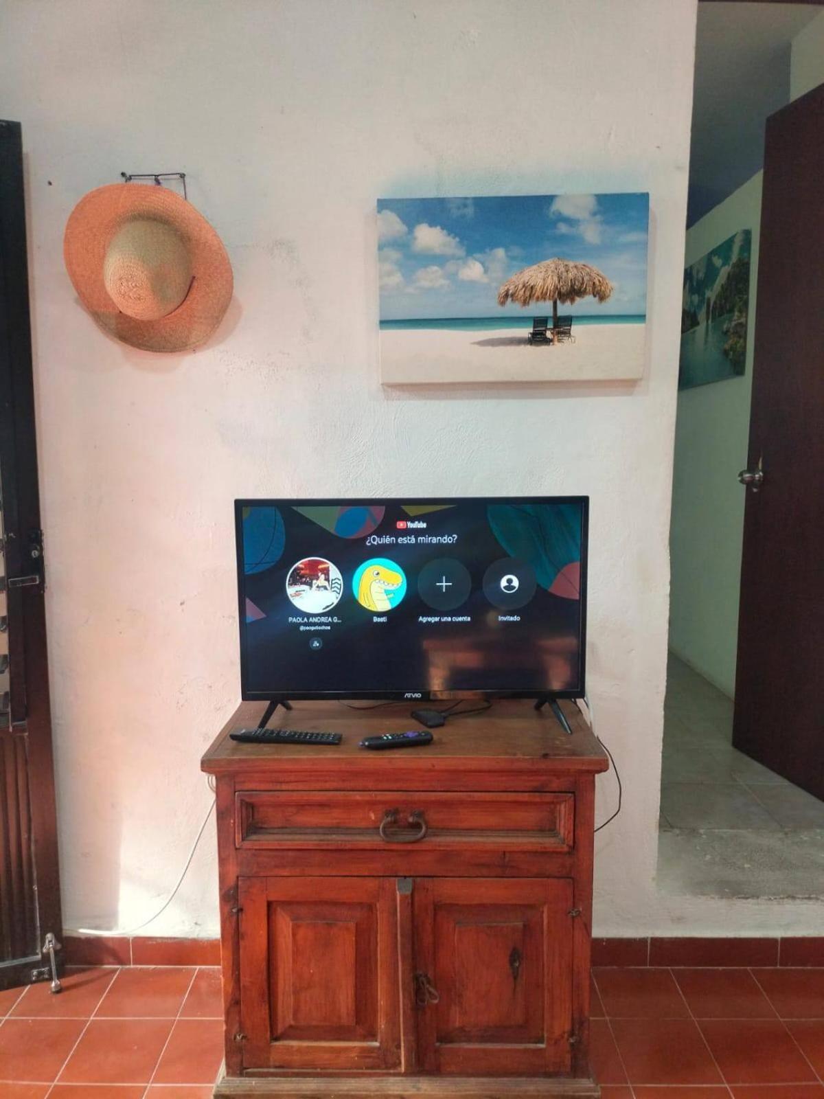 Malecon Beach House In Progreso 1 Block From Beach 外观 照片