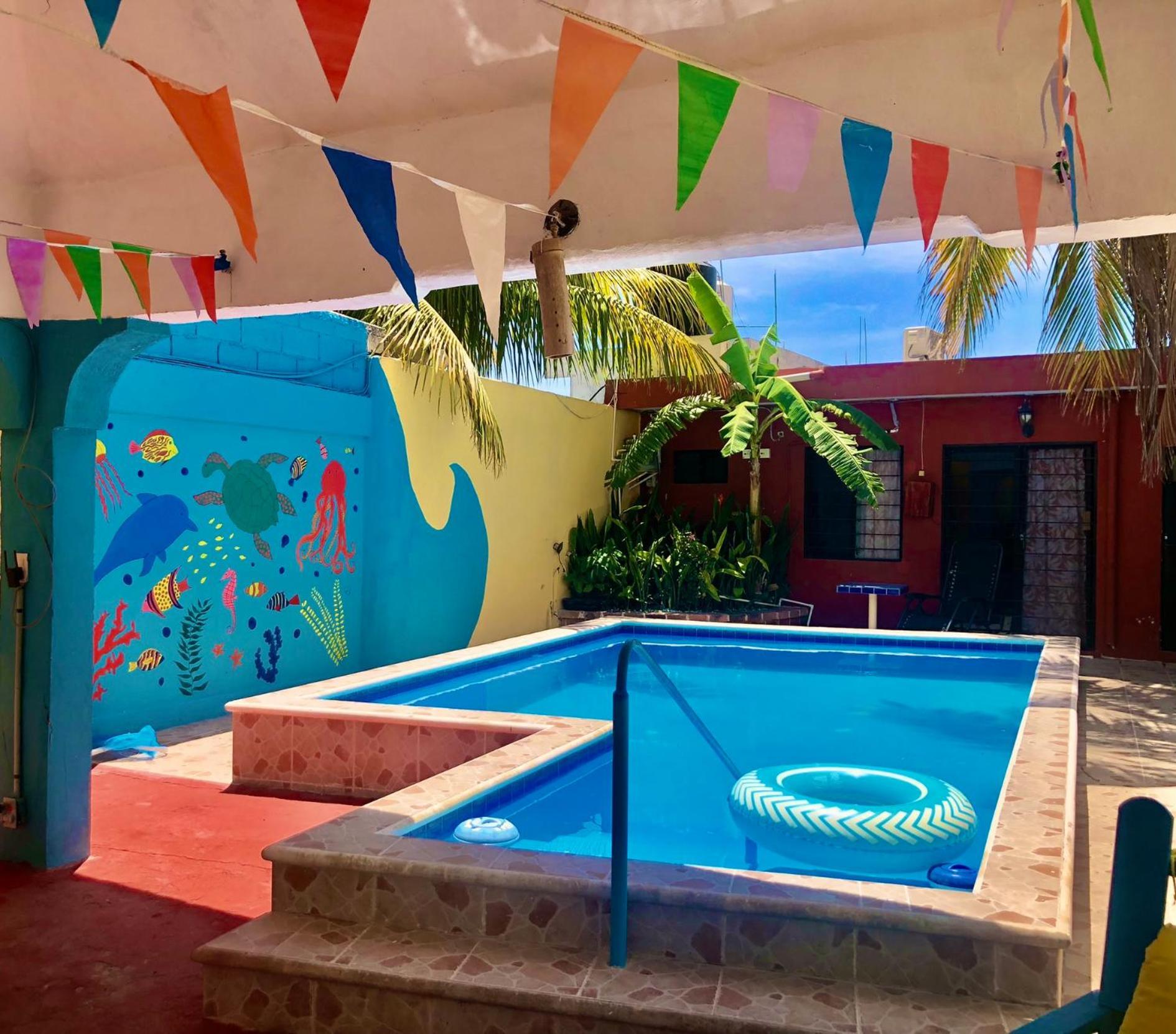 Malecon Beach House In Progreso 1 Block From Beach 外观 照片